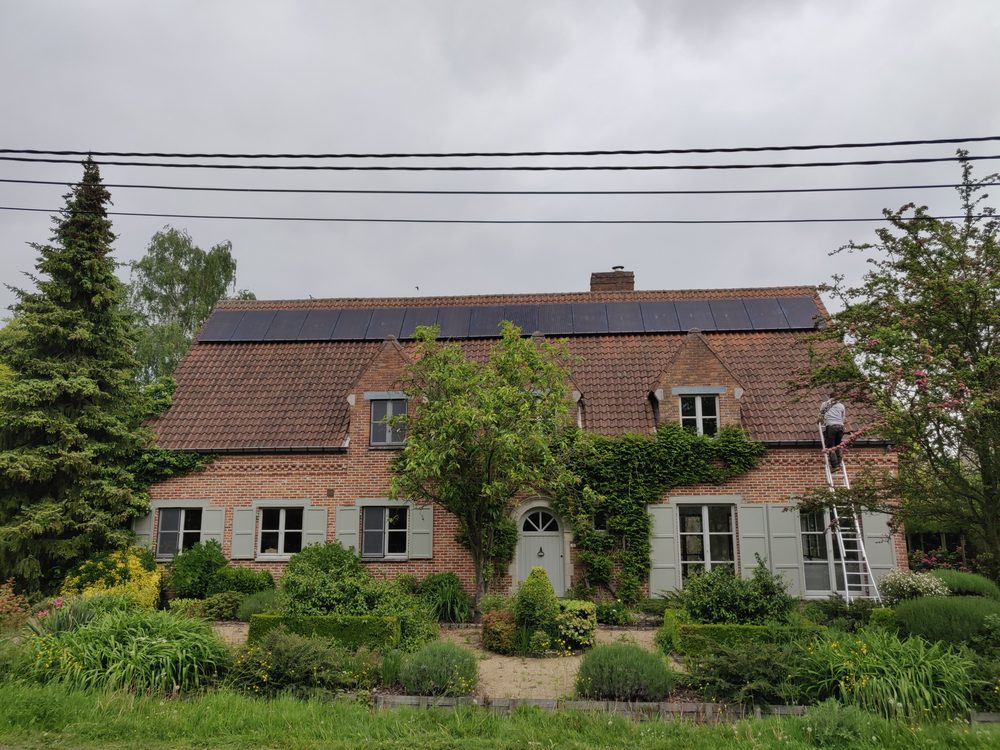 Bovenaanzicht zonnepanelen